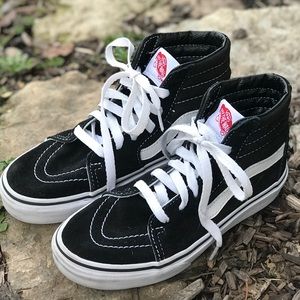 Super cute lightly used black van high tops.